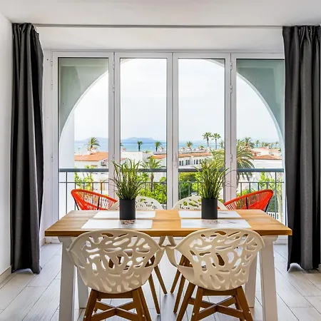 Apartamento Welcs Emp 005 Frente Al Mar דירה